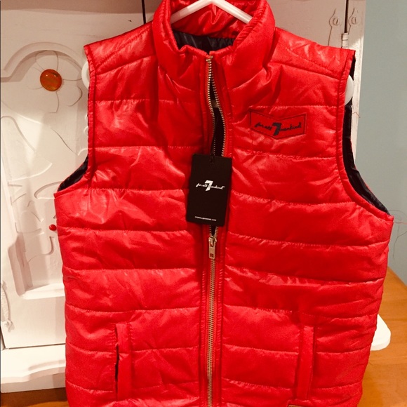 NWT PUFFER VEST - Picture 5 of 6